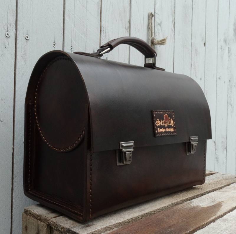 Koffer Bag Barberkoffer Tool Bag Werkzeugtasche Kamerakoffer , Friseurtasche Leder Leather Handgenäht von StegathLeather