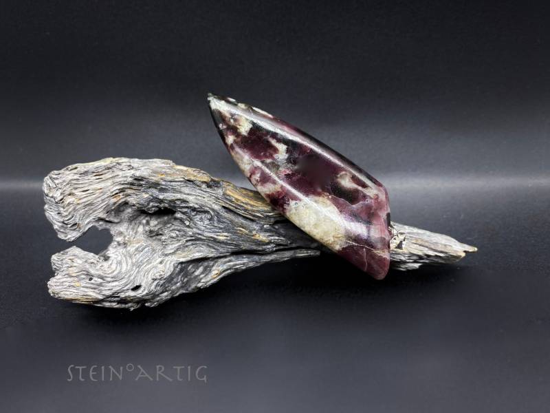 Edelstein Anhänger "Eudyalit Xl', Silber 925 von Steinartig