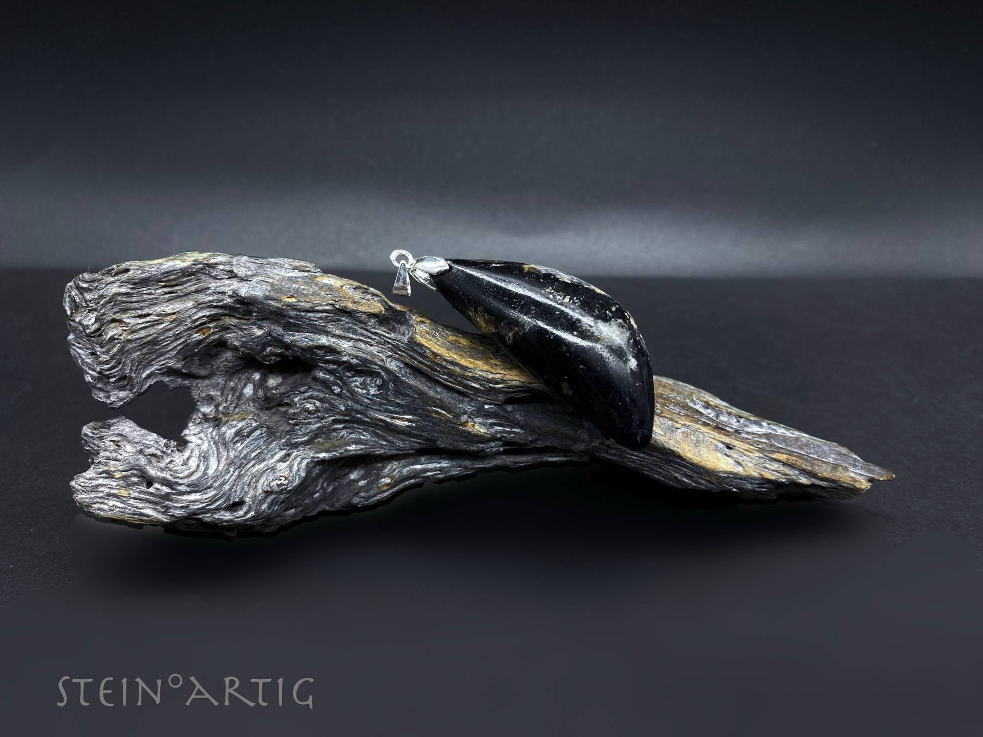 Edelstein Anhänger "Schörl', Silber 925 Edelstein Anhänger "Schörl', Silber 925 von Steinartig