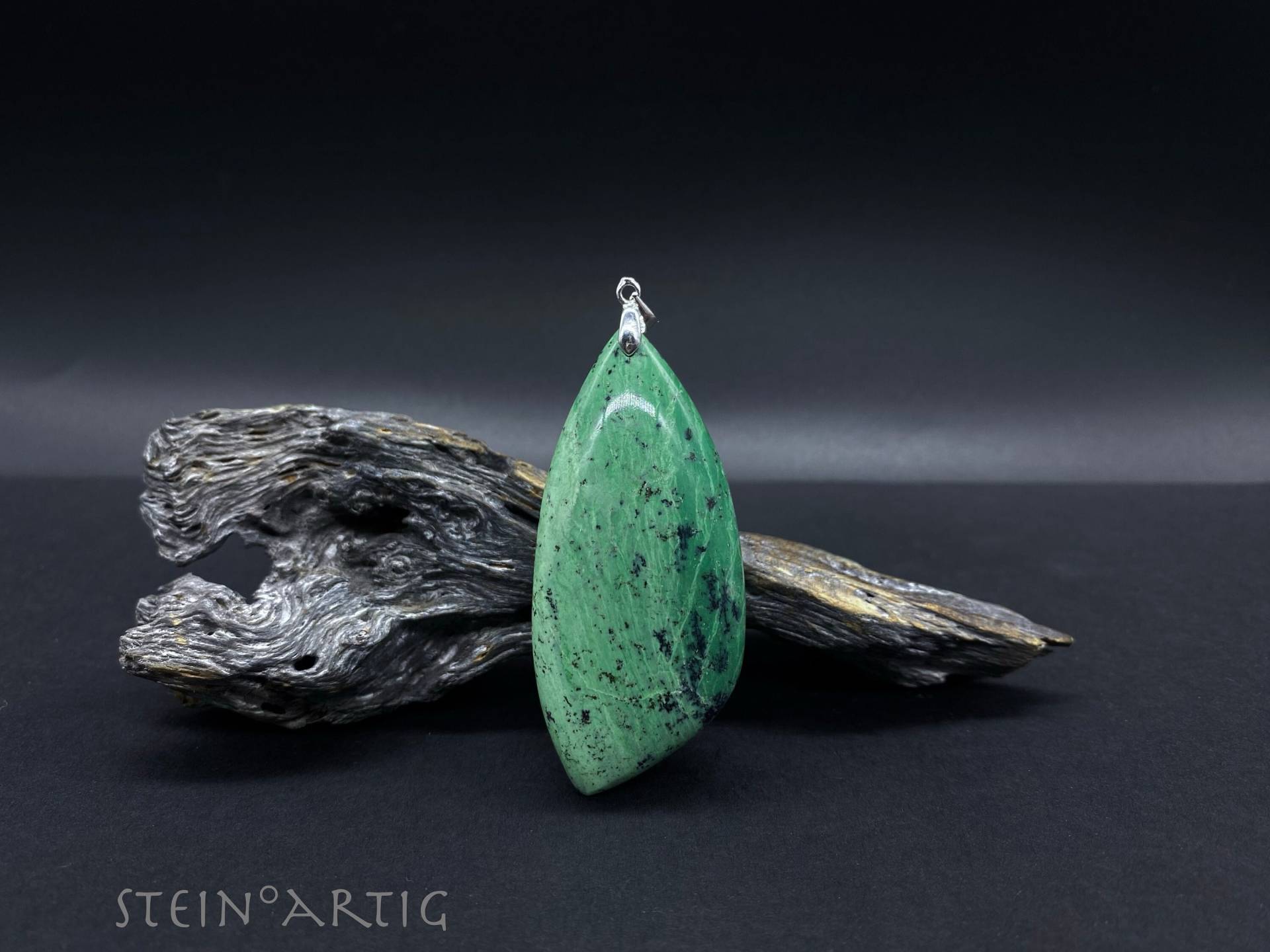 Edelstein Anhänger "Serpentin', Silber 925 Edelstein Anhänger "Serpentin', Silber 925 von Steinartig