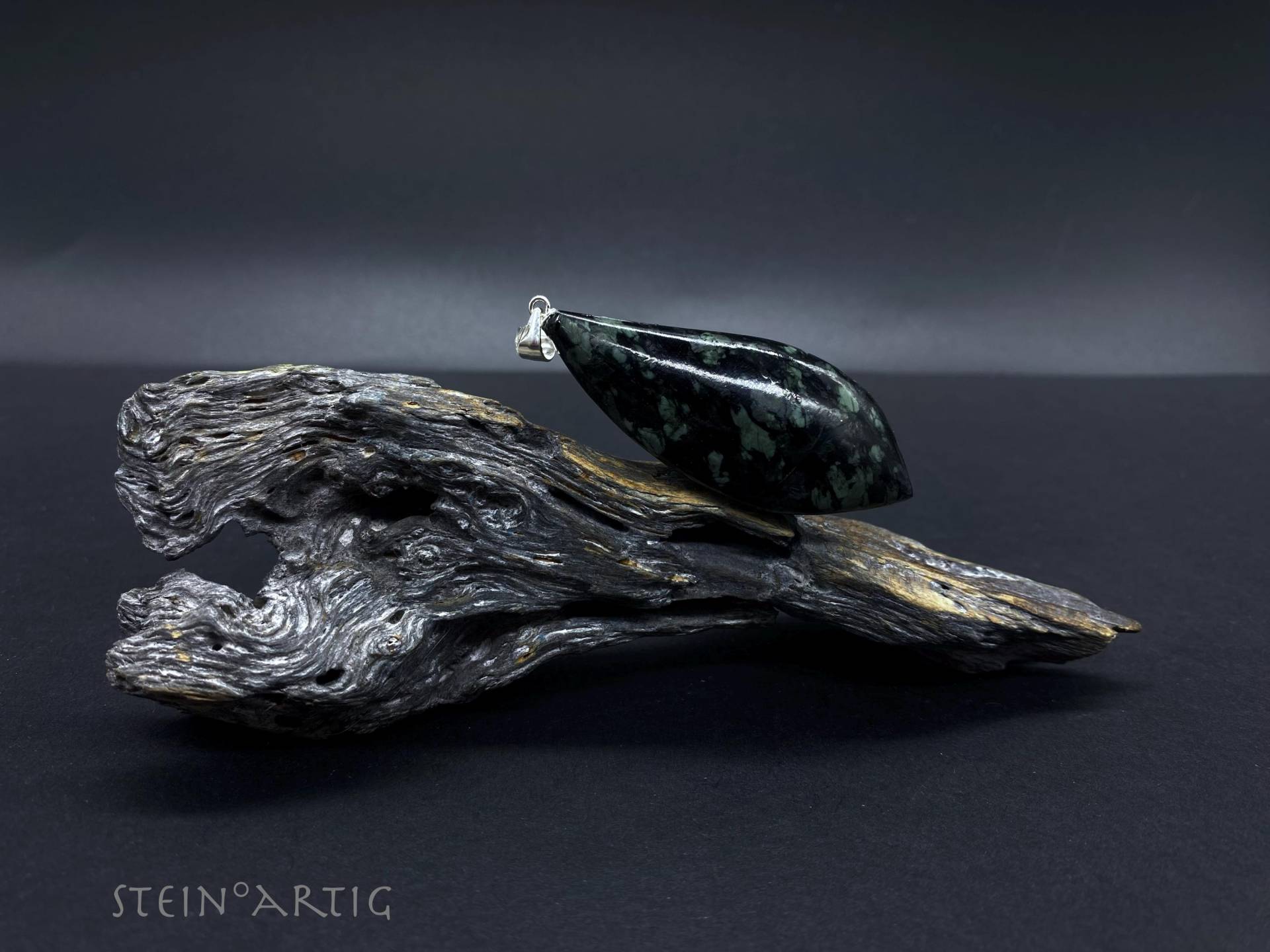 Edelstein Anhänger "Serpentin', Silber 925 von Steinartig