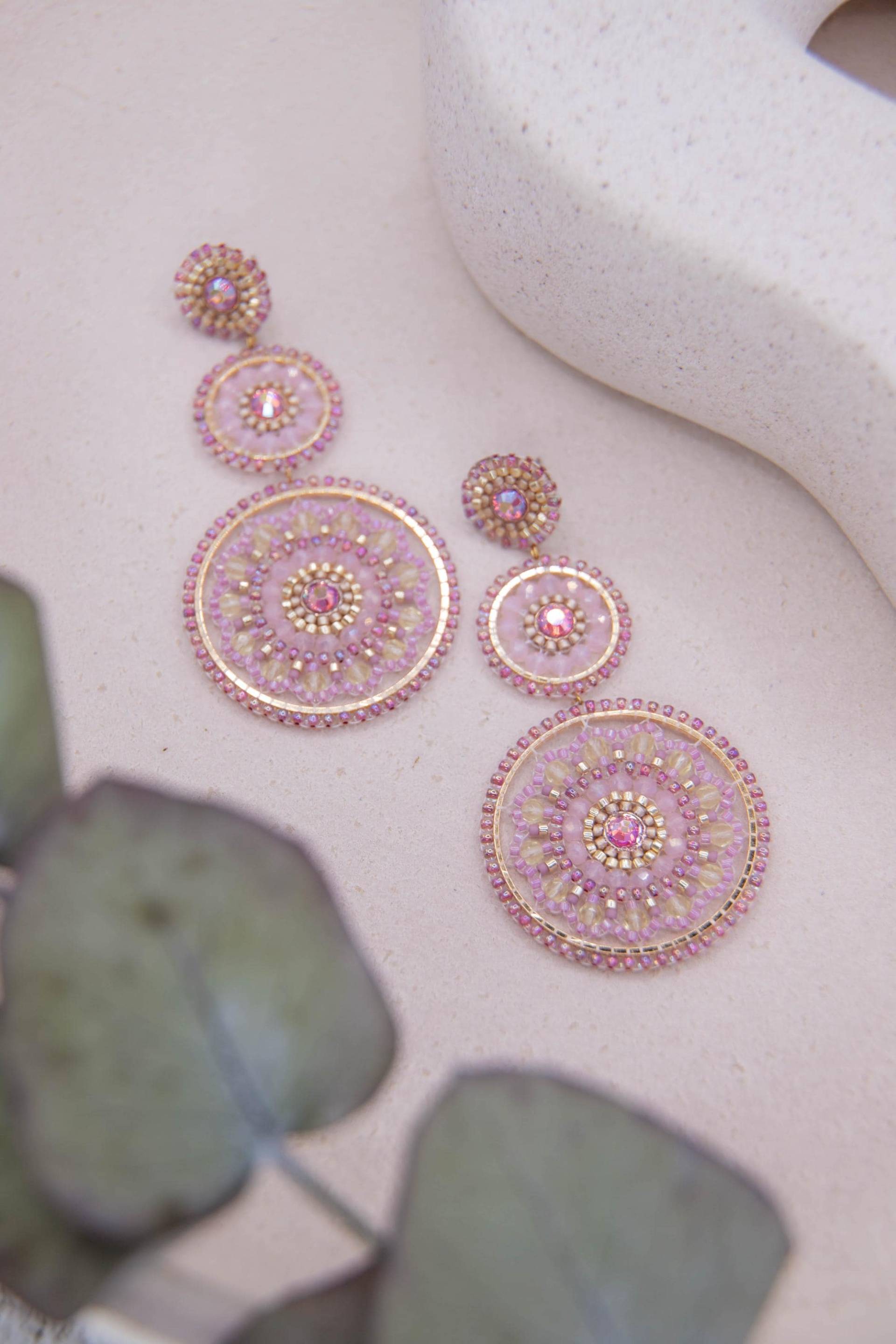 Handgefertigte Statement-Ohrringe, Perlenohrringe, Boho Ohrringe, Filigrane Einzigartiges Geschenk Für Sie von SteinerlSchmuck