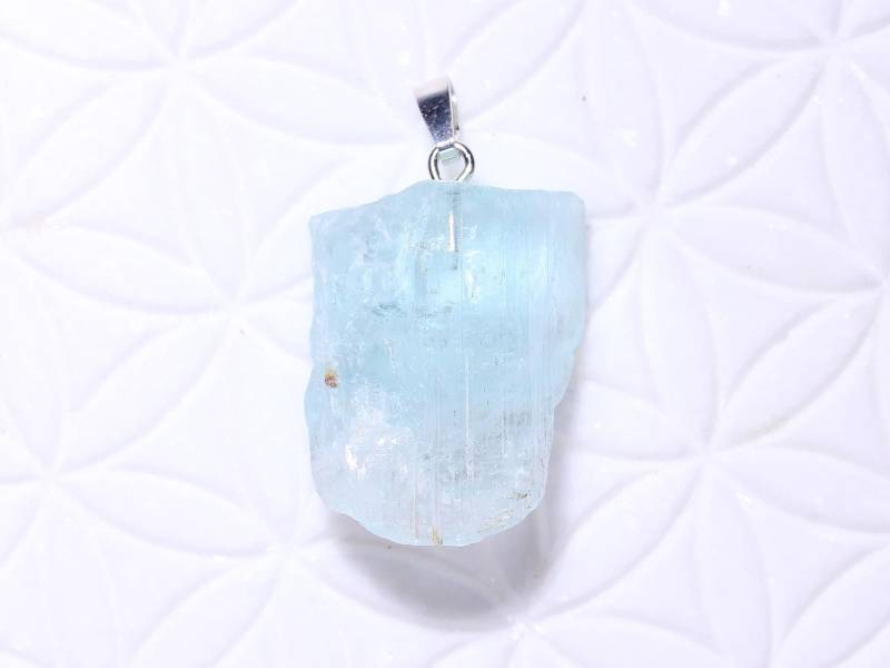 Aquamarin-Anhänger | Kristallstück Mit Schlaufe Aus 925 Silber B5922 Aquamarin-Anhänger | Kristallstück Mit Schlaufe Aus 925 Silber B5922 von SteinkraftShop