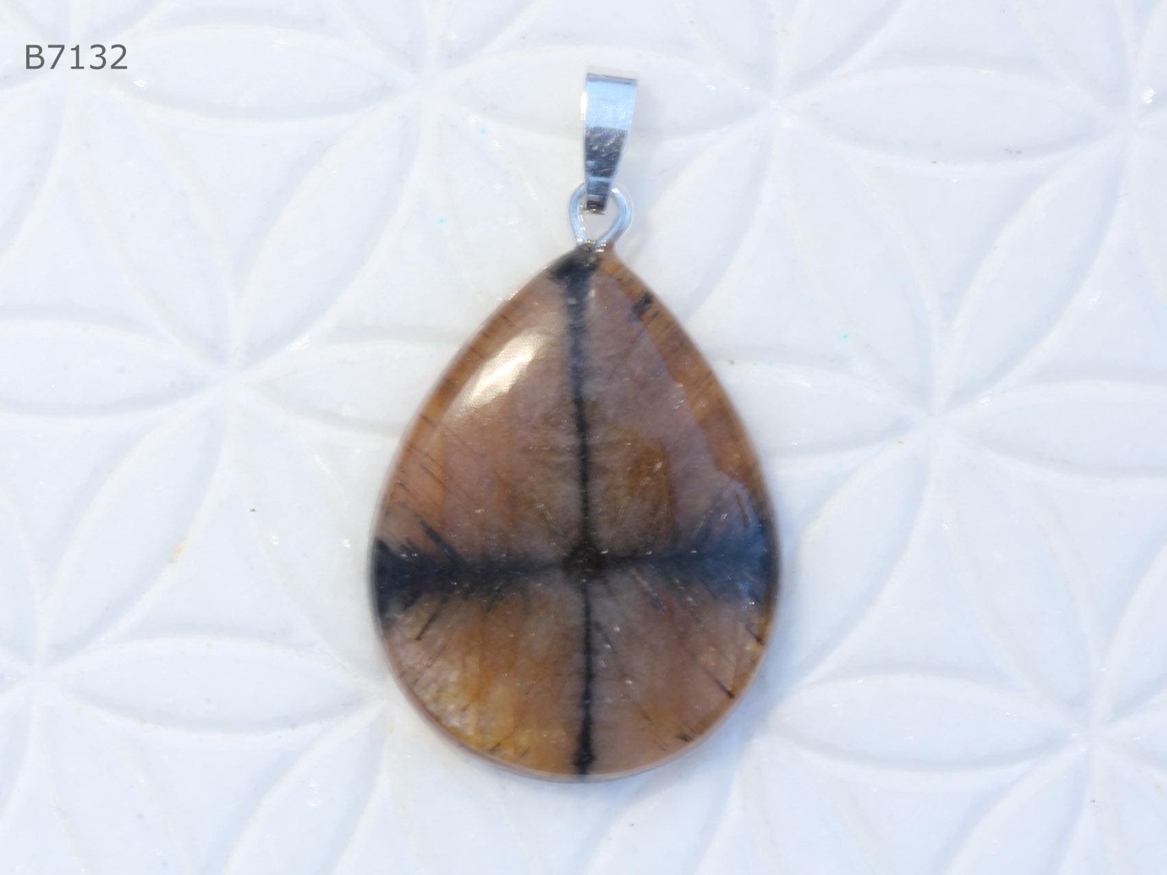 Chiastolith-Anhänger | Cabochon Mit Schlaufe Aus 925 Silber Chiastolith-Anhänger | Cabochon Mit Schlaufe Aus 925 Silber von SteinkraftShop