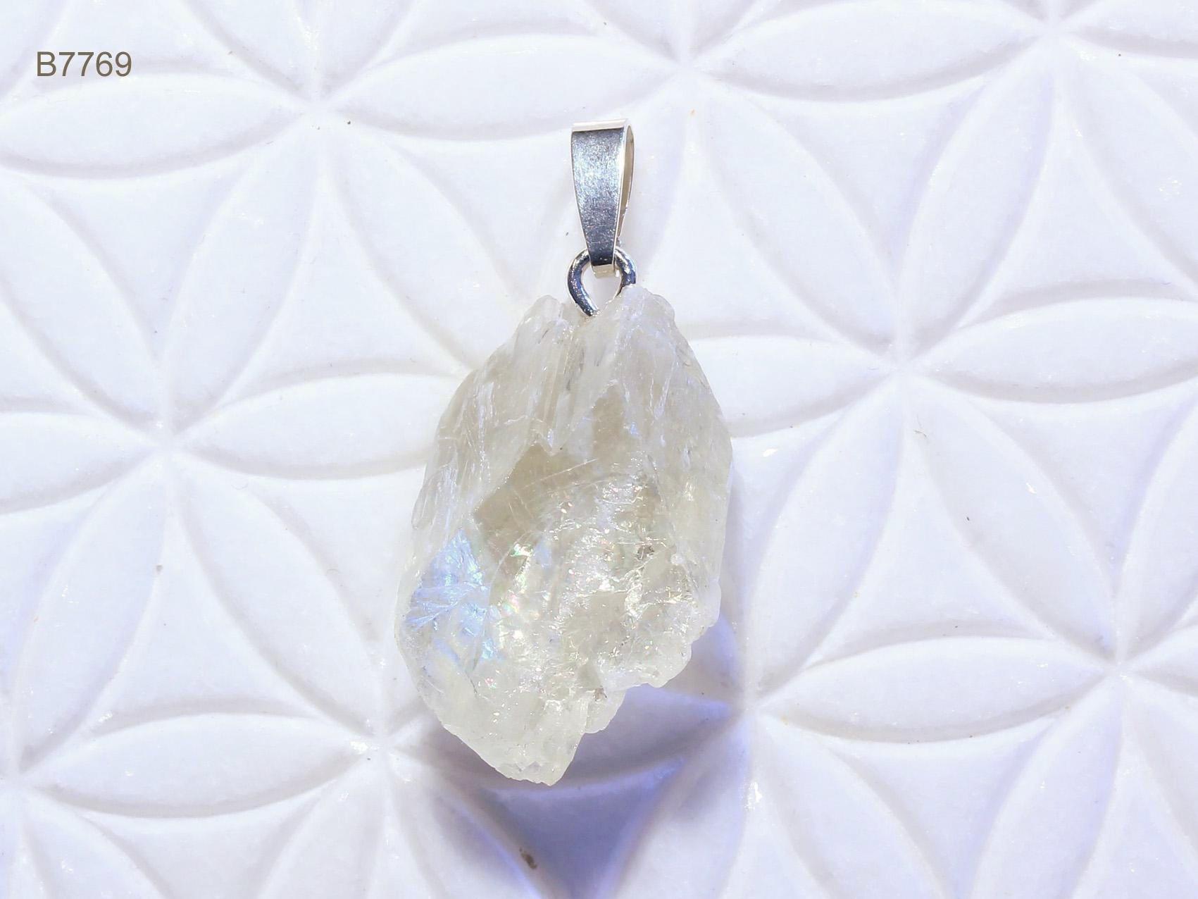 Hiddenit-Anhänger | Kristall Mit Schlaufe Aus 925 Silber von SteinkraftShop