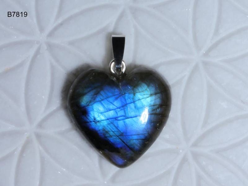 Labradorit-Anhänger | Herz Mit Schlaufe Aus 925 Silber von SteinkraftShop