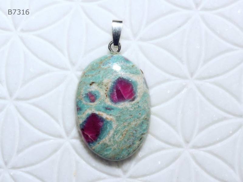 Rubin-Fuchsit-Anhänger | Cabochon Mit Schlaufe Aus 925 Silber Rubin-Fuchsit-Anhänger | Cabochon Mit Schlaufe Aus 925 Silber von SteinkraftShop