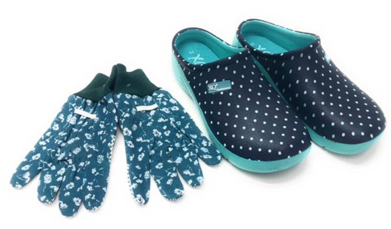 Steinnacher Bärbel Gartenclogs blau mit weißen Punkten und Gartenhandschuhe 2er Set Clog von Steinnacher Bärbel