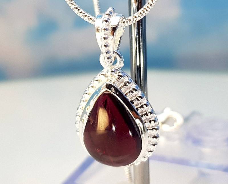 Anhänger Granat Silber von SteinzauberShop