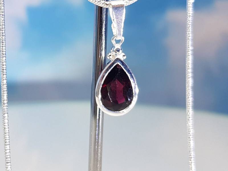 Anhänger Granat Silber von SteinzauberShop