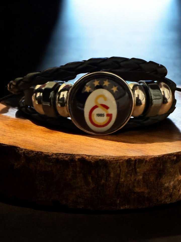 Stelby Armband mit Gravur Galatasaray Armband 3D Gravur im Glas, Fanartikel Geschenk (Weihnachtsgeschenk, Geburtstagsgeschenk, Valentinstaggeschenk), Hochwertiges Lederarmband für Galatasaray Fans – edel & robust von Stelby