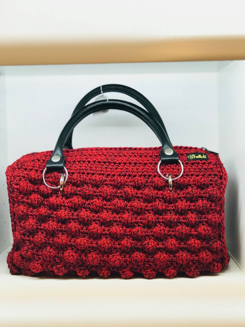 Schöne Rote Handarbeit Häkeln Handtasche Atemberaubend Schöne Rote Handarbeit Häkeln Handtasche Atemberaubend von StellaKCreations