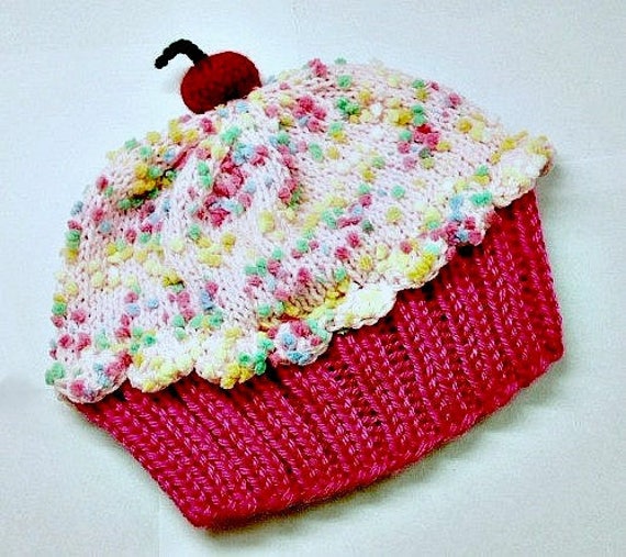 Cupcake Hut Frühchen Neugeborene Kleinkind Größen Himbeer-Wassermelonen-Torte Mit Rosa Cotton Candy Sprinkle Frosting Handgestrickt Erwachsene Kind Cupcake Hut Frühchen Neugeborene Kleinkind Größen Himbeer-Wassermelonen-Torte Mit Rosa Cotton Candy Sprinkle Frosting Handgestrickt Erwachsene Kind von StellasKnits