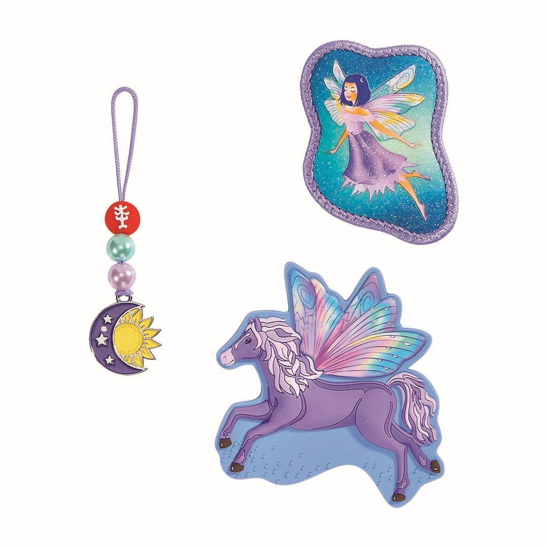 Step by Step - Motiv-Buttons Magic Mags Pegasus Emily Brombeer von Step by Step