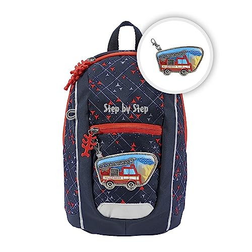 Step by Step Rucksack-Set KIGA MINI „Fire Truck Finn“, rot-schwarz, ergonomischer Rucksack, höhenverstellbaren Brustgurt, für Kindergarten, Kinderkrippe & KITA, ab 12 M+, Kleinkinder, 6l von Step by Step