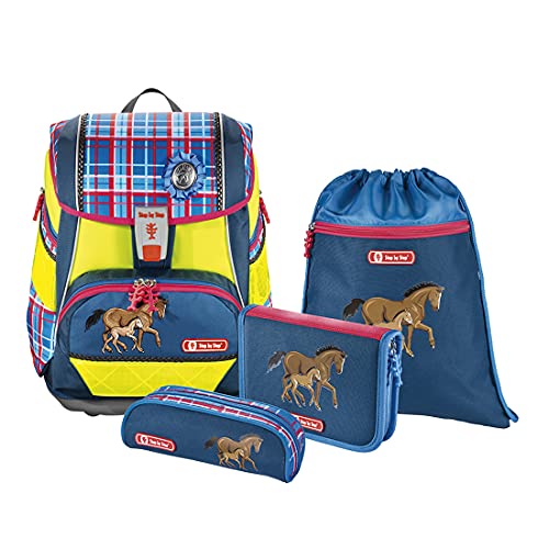 Step by Step Schulranzen-Set 2IN1 DIN „Horse Family“ 4-teilig, blau-rot, Pferde, ergonomischer Tornister mit Reflektoren, höhenverstellbar mit Hüftgurt für Mädchen ab der 1. Klasse, 19L von Step by Step