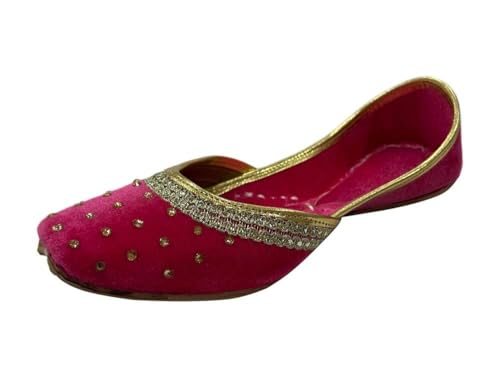 Step n Style Handgefertigte Damenschuhe aus Samt Punjabi Jutti Ethnische flache Schuhe – Gold Traditionelle indische Schuhe für Freizeit und Festlichkeit, Rani, 39.5 EU Step n Style Handgefertigte Damenschuhe aus Samt Punjabi Jutti Ethnische flache Schuhe – Gold Traditionelle indische Schuhe für Freizeit und Festlichkeit, Rani, 39.5 EU von Step n Style