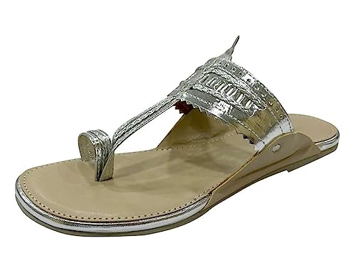 Step n Style Kolhapuri Chappal Für Frauen Indische Flache Flip Flop Kolhapuri Sandalen Für Frauen Ethnische s Casual Mojaris, silber, 40.5 EU von Step n Style