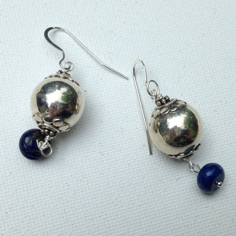 Silber Und Lapislazuli Ohrringe von StephMurrayJohnson