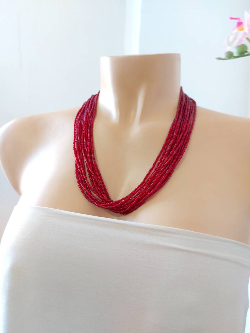 Boho Chic Halskette, Statement Schmuck, Perlen Granat Brautjungfer Geschenk Für Sie von StephanieMartinCo