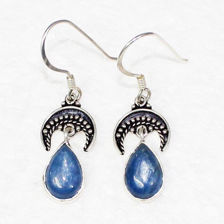 Natural Blue Kyanite Gemstone Studded in Solid 925 Sterling Silver Earrings Handmade Dangle March Birthstone Christmas Gift von SterlingBirthstones