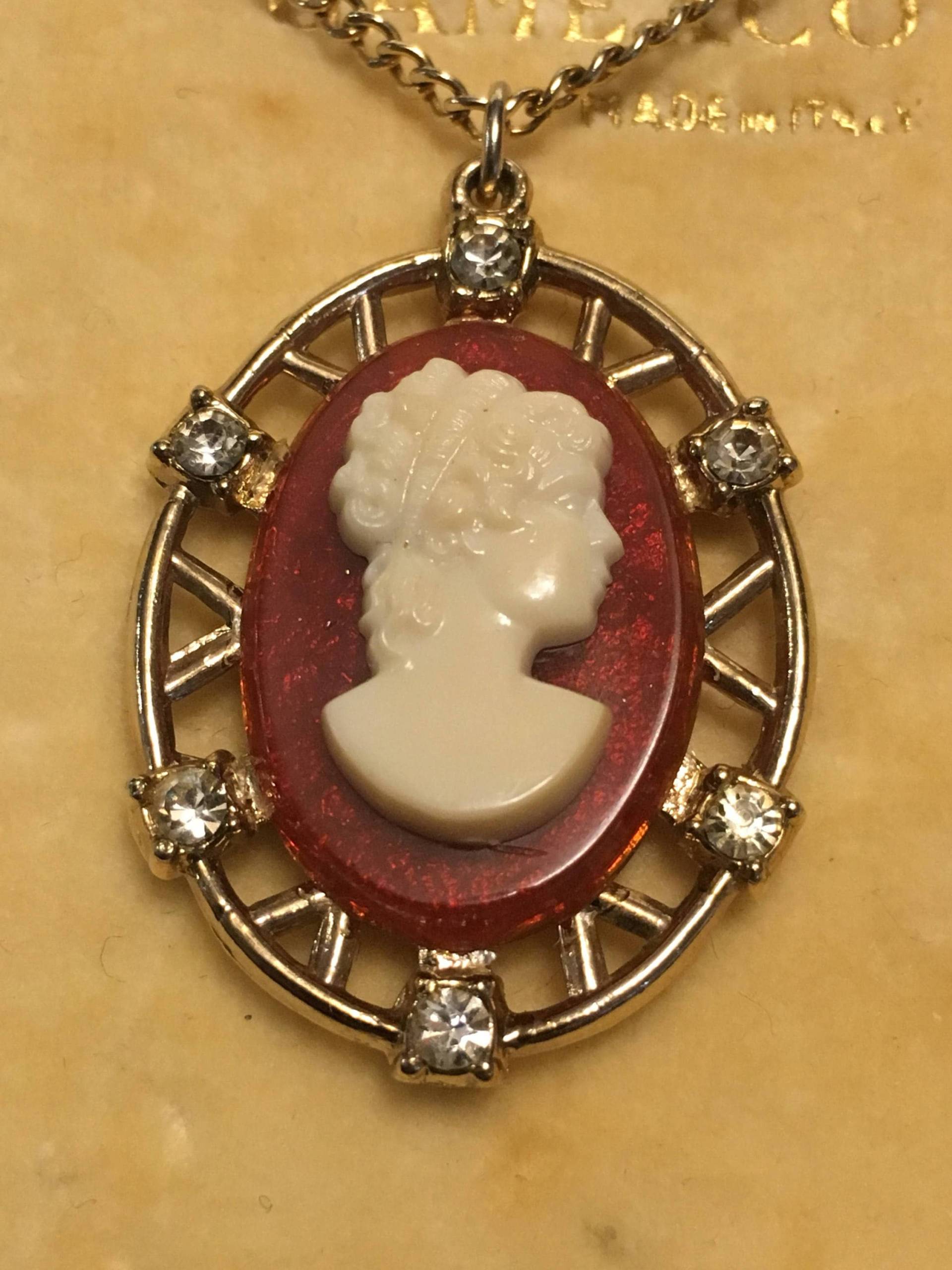 Vintage Mcm Cameo Set von SterlingIris