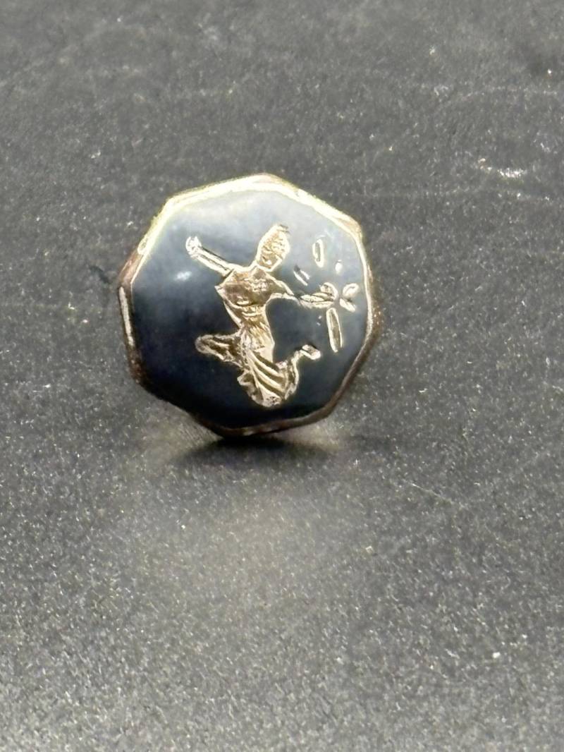 sterling Silber Krawattennadel - Mekkala, Göttin Des Lichts von SterlingIris