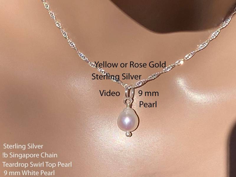 Große Natürliche Süßwasserperlenkette/Juni Geburtsstein Aaa + 8 Bis 9mm Hallo Qualität Süßwasserperle Gelb Oder Rosegold Filled Sterling Silber von SterlingJoyBoutique