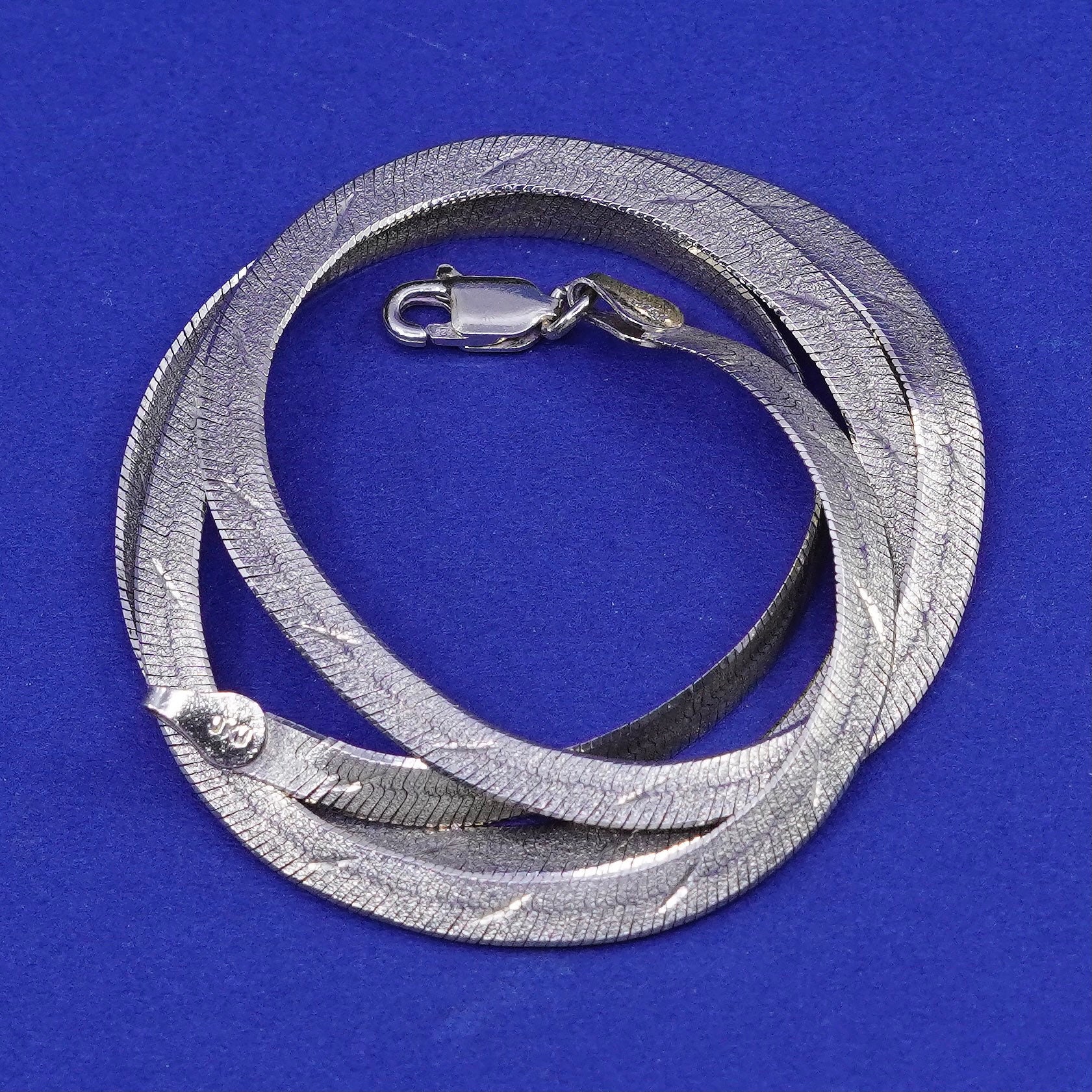 18", 5mm, Vintage Vermeil Vergoldete Sterling Silber Handarbeit Halskette, 925 Strukturierte Fischgrät Kette, Gestempelt Italien von SterlingLoverShop