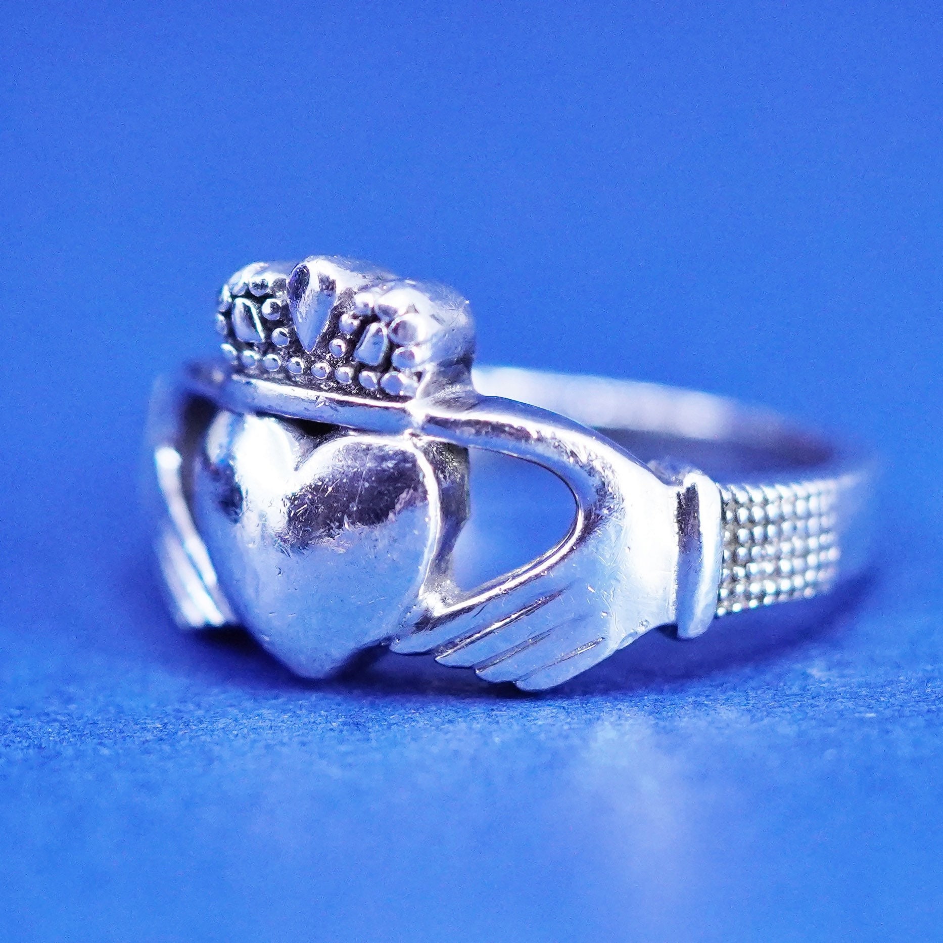 Größe 5, 5, Vintage Sterling Silber Claddagh Ring, Herz Haltend 925 Band, Gestempelt von SterlingLoverShop