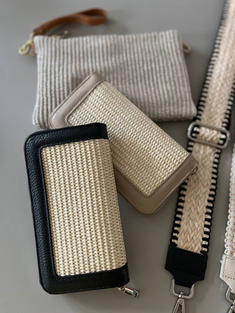 Großer Damen Stroh Leder Geldbeutel Geldbörse Tasche Passend Zum Lederrucksack Zur Handtasche 2 in 1 von SternenloopShop