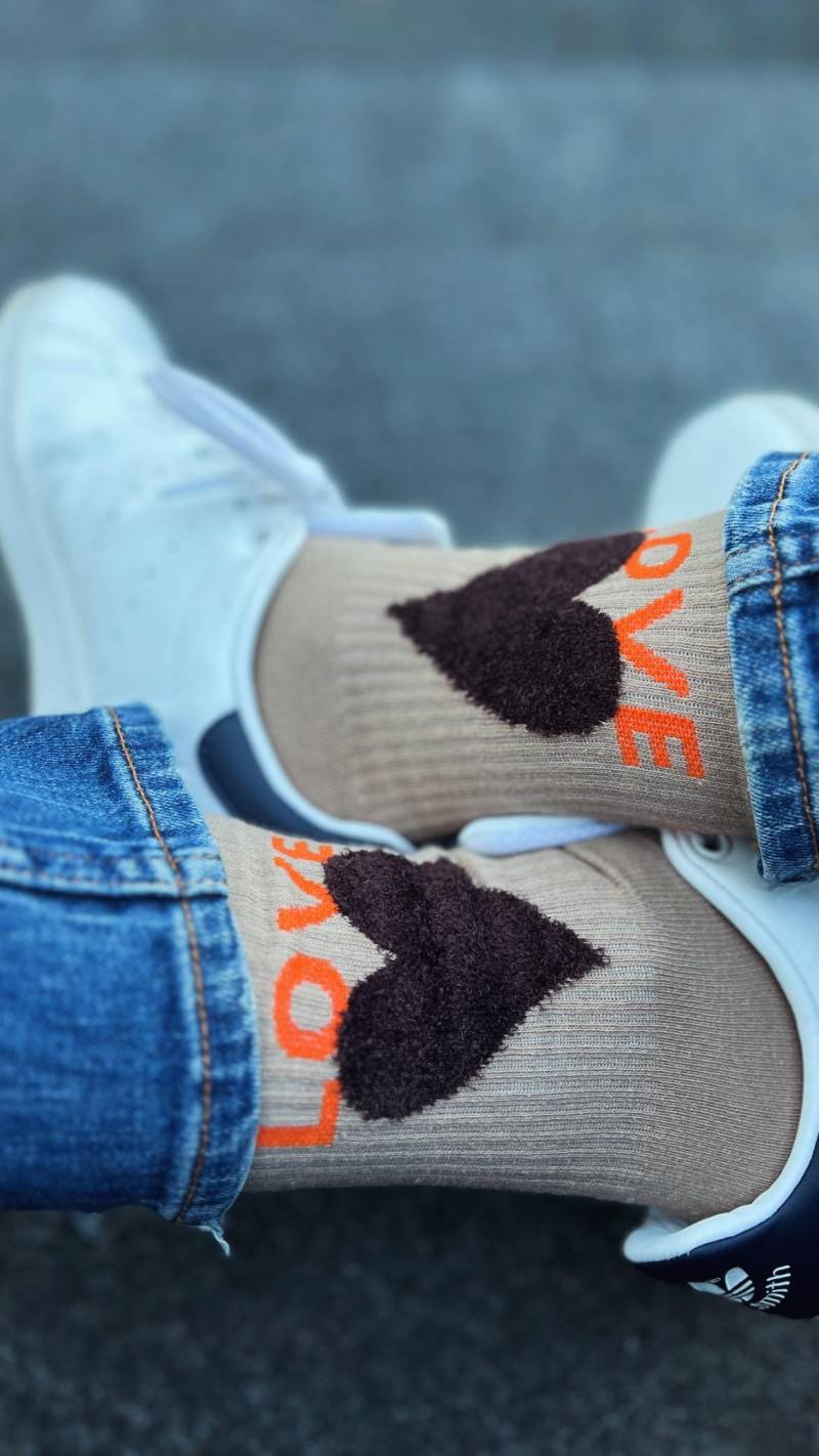 Süße Love Herz Socken Als Statement von SternenloopShop