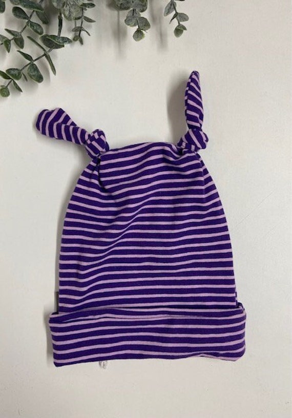 Baby Knötchen Mütze Aus Jersey- Gr. 74/80- Lila/Helllila Gestreiftes Design - Ideal Für Den Frühling von Sternschnuppeklaas