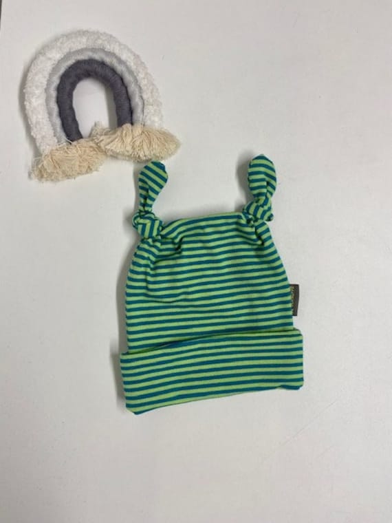 Baby Knötchen Mütze Aus Jersey -Limone/ Türkis - Unisex Gestreiftes Design Ideal Für Den Frühling von Sternschnuppeklaas