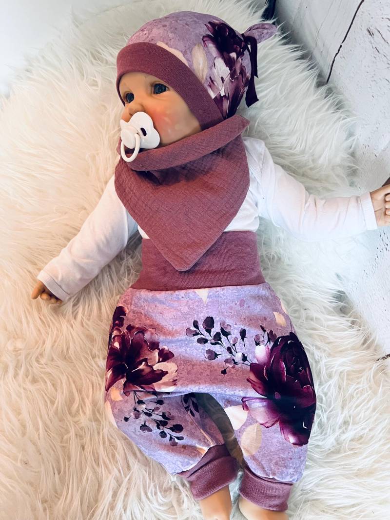Hose Mütze Tuch Gr.50-98 Pumphose Blumen Geschenkset Baby Set Geschenk Geburt Zur Taufe Newborn Neugeborene Lätzchen von Steuerbord