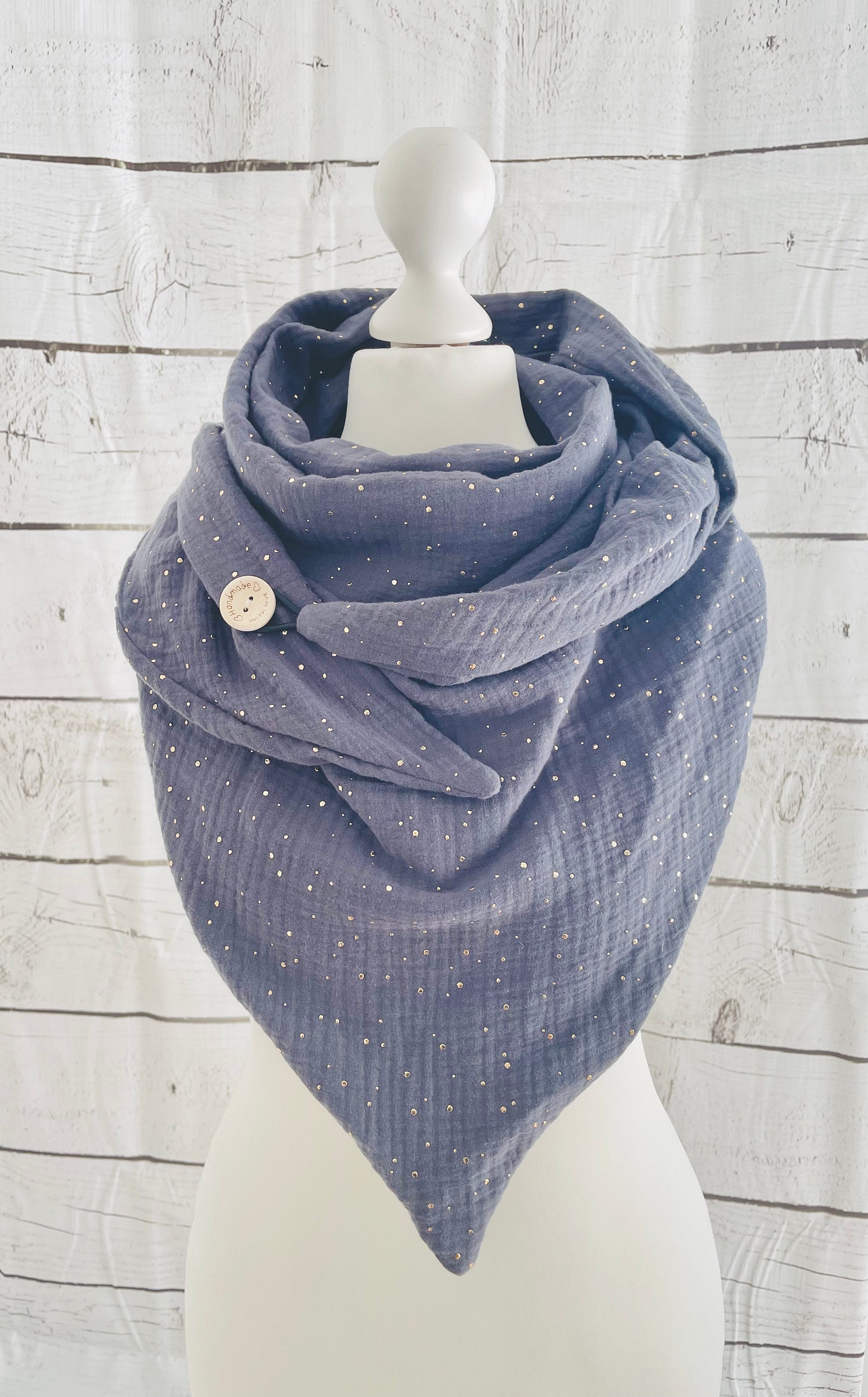 Musselin Dreieckstuch Knopfschal „Grau Beere Hellgrau" Gold Punkte " Tuch Dreiecksschal Mit Knopf Frühjahr Übergang Herbst von Steuerbord