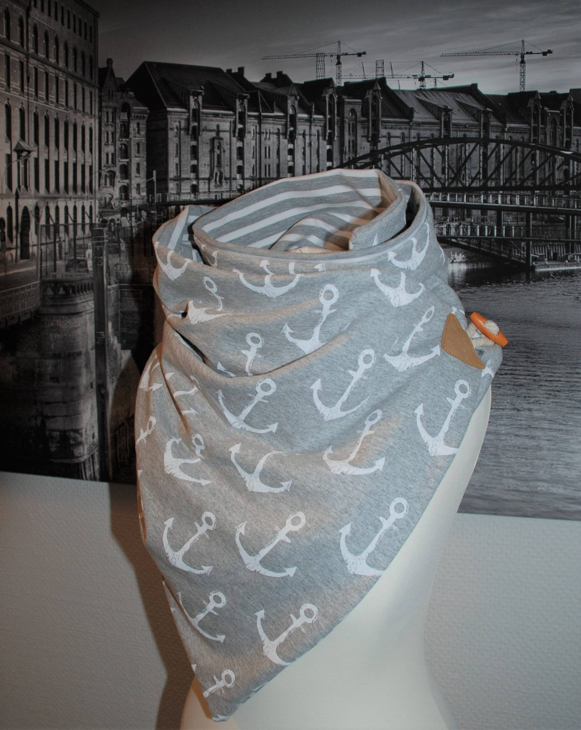 xxl Wickelschal Anker Liebe Schwarz/Weiss Dreicksschal/ Dreieckstuch Loop Schal Damen Knopfschal Übergang Herbst/Frühjahr von Steuerbord