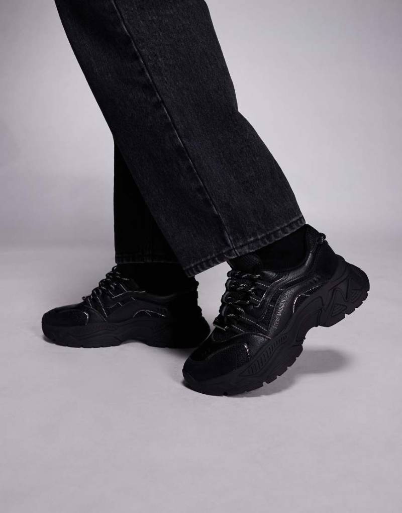 Steve Madden - Animates - Sneaker in Schwarz mit dicker Sohle Steve Madden - Animates - Sneaker in Schwarz mit dicker Sohle von Steve Madden