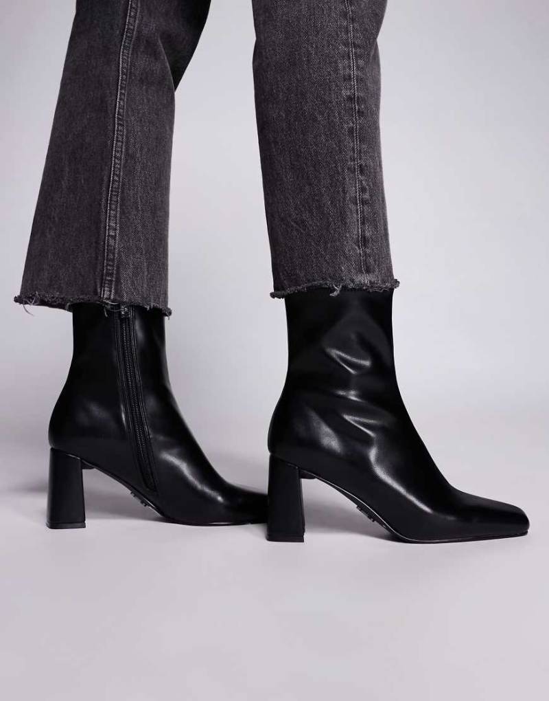 Steve Madden - Hurst - Ankle-Boots in Schwarz mit runder Zehenpartie von Steve Madden