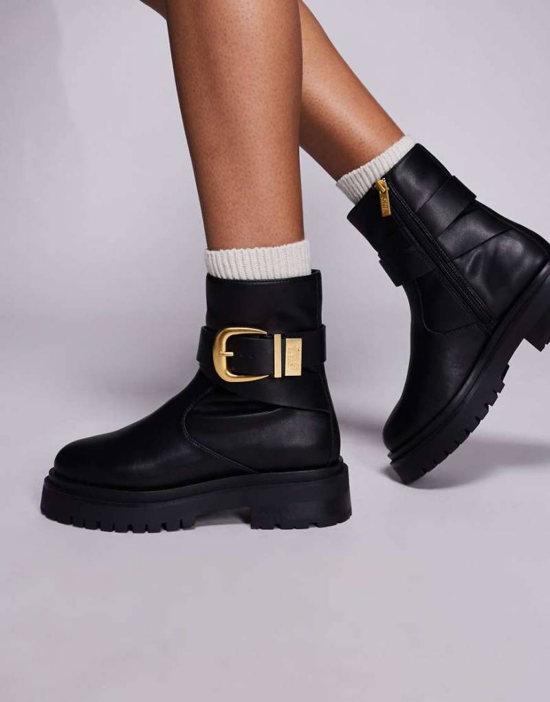 Steve Madden - Lexs - Niedrige Stiefeletten aus schwarzem Leder mit Schnallendetail von Steve Madden