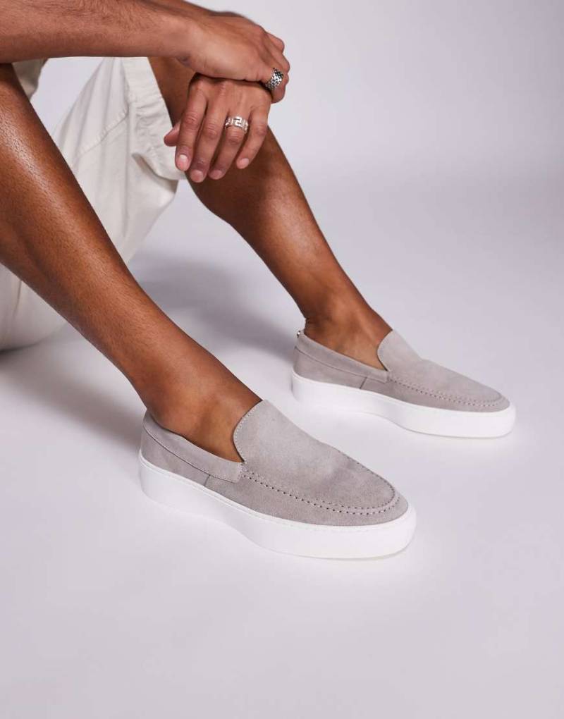 Steve Madden - Leyton - Halbschuhe aus Wildleder in Grau zum Reinschlüpfen von Steve Madden