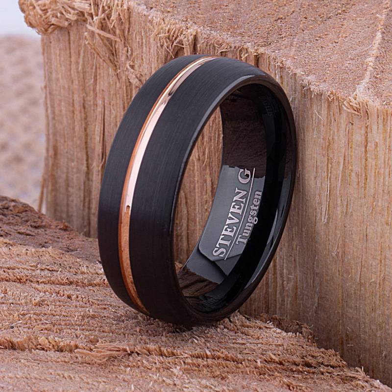 Schwarzer Wolfram Ehering 8 Mm Rosegold Inlay, Comfort Fit von StevenGDesigns