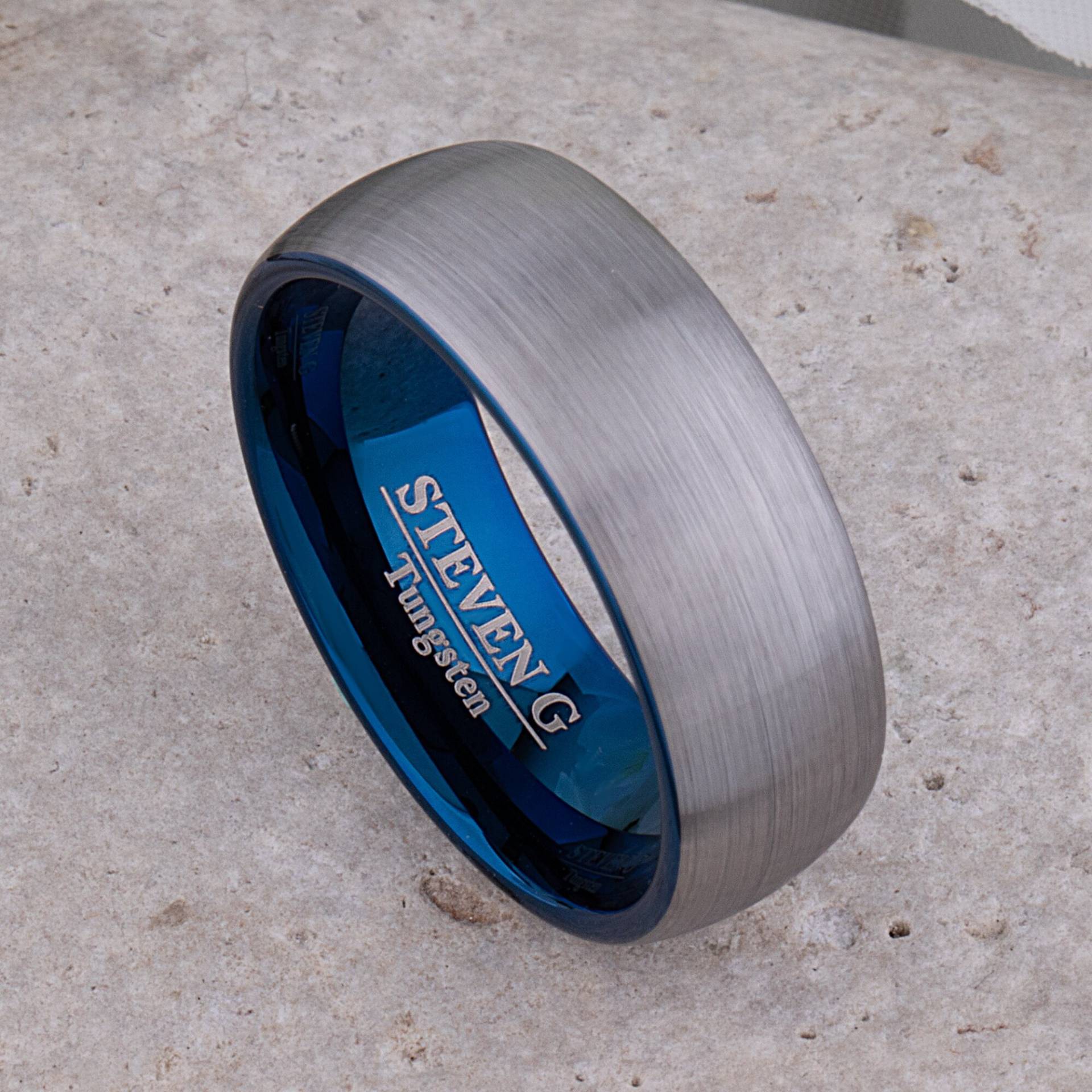 Wolfram Ehering 8 Mm Ring Mit Blauer Innenfläche von StevenGDesigns