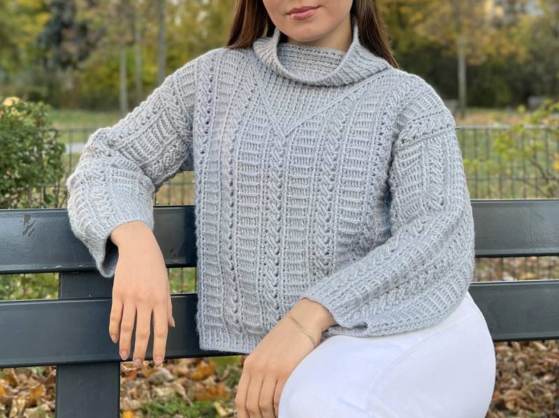 Damenpullover Größe 36 - Hellgrau Mit Zopfmuster Handmade Unikat Alpaka Und Polyacryl von StiTODesign