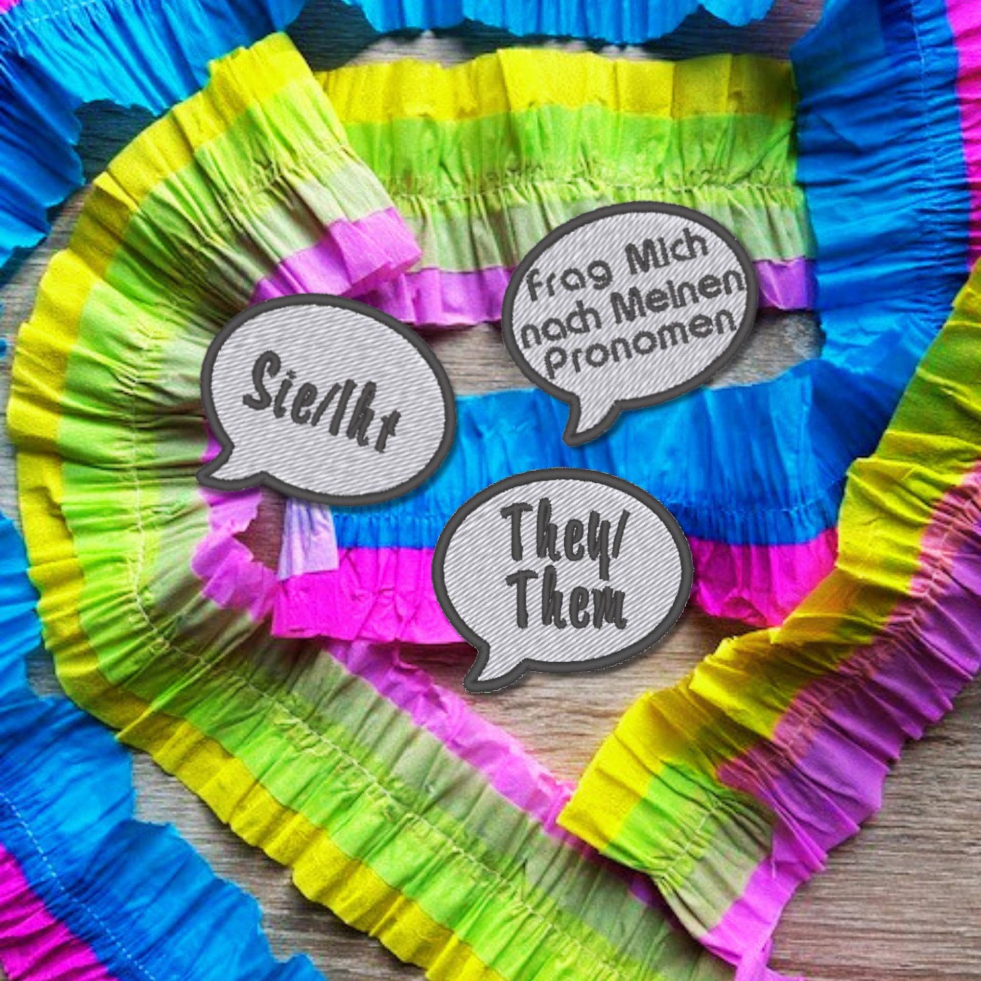 Pronomen Aufnäher, Regenbogen, Queer Merch, Flaggen Aufnäher, Parade Zubehör von Stichfee