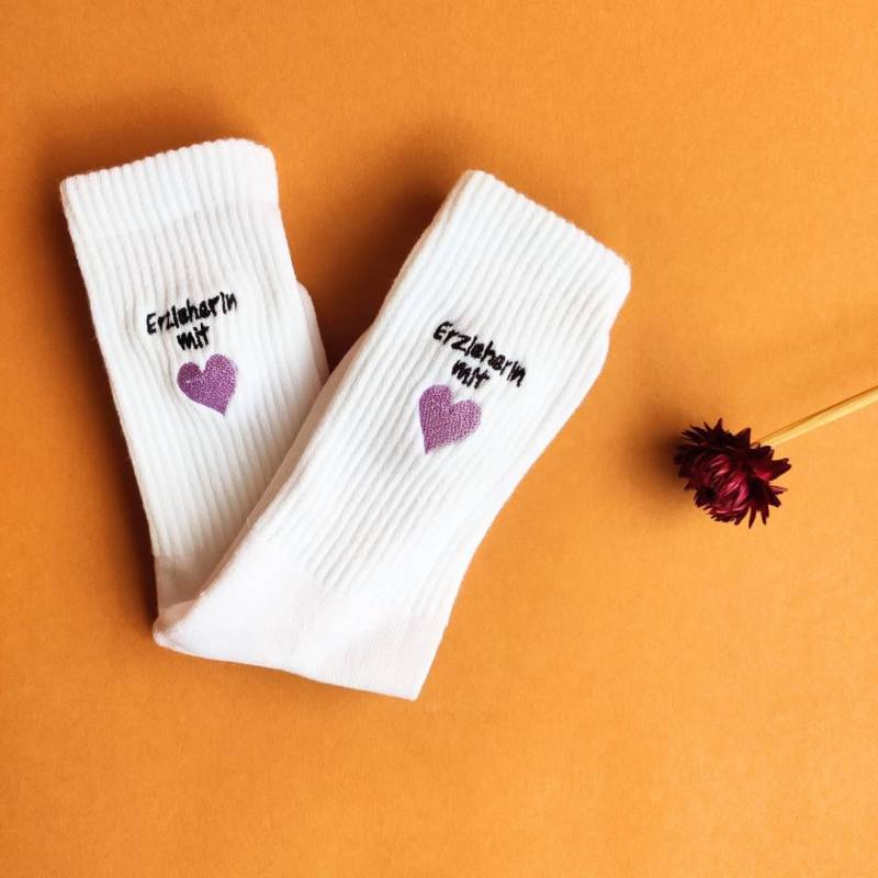 Erzieherin Mit Herz Socken Erzieherin Mit Herz Socken von Stickhase