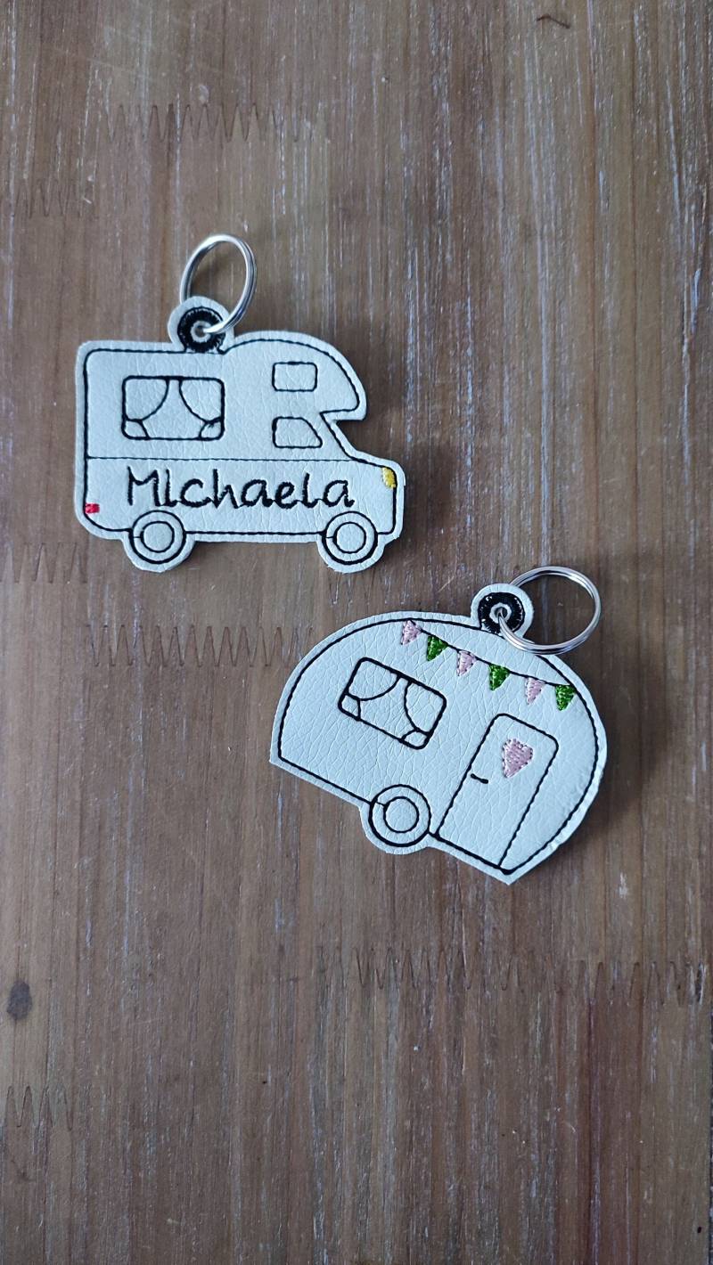 Schlüsselanhänger Wohnmobil/Wohnwagen, Personalisiert Schlüsselanhänger Wohnmobil/Wohnwagen, Personalisiert von Stickkiste