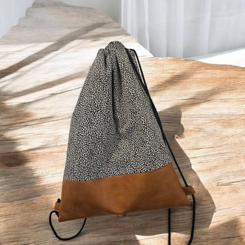 Turnbeutel Leopard Schwarz Mit Leder von Sticklicht