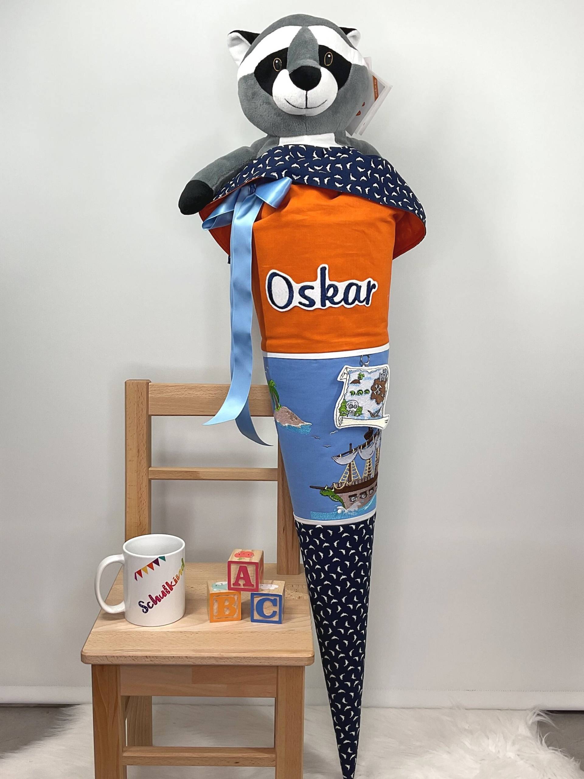 Schultüte Orange Pirat Mit Namen von StickmanufakturDE