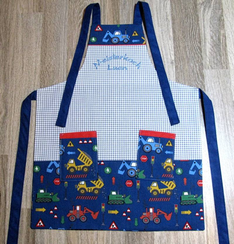 Süße Jungenschürze M. Aufgesticktem Name in Größe 92 Bis 128Estellbar von StickstudioMarlen